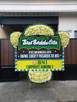 Papan Bunga Duka di Sumurpanggang