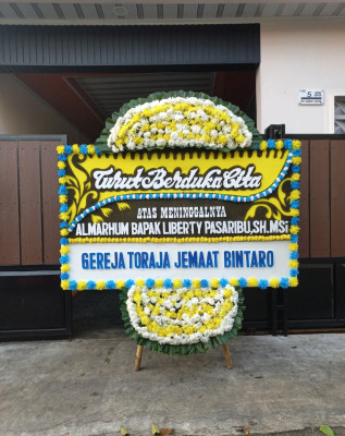 Papan Bunga Duka di Sumurpanggang